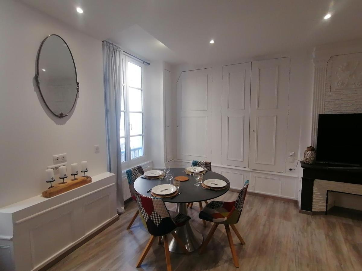 Appartement F2 Dans Le Centre Historique Le Puy-en-Velay Dış mekan fotoğraf
